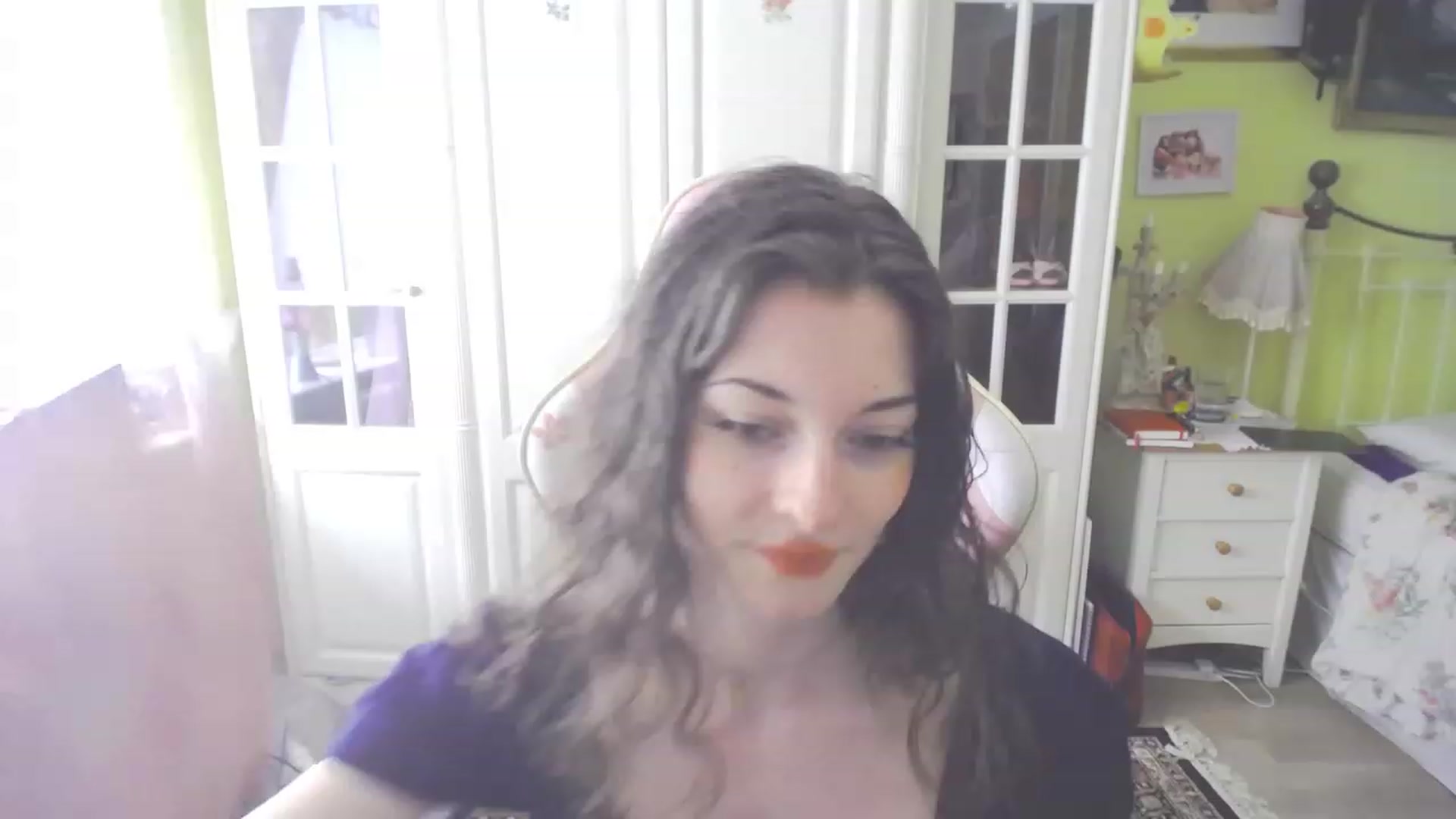 Gallery image thumbnail from viola__'s myfreecams stream on, 07/14/2023, 15:38 image 4 of 20