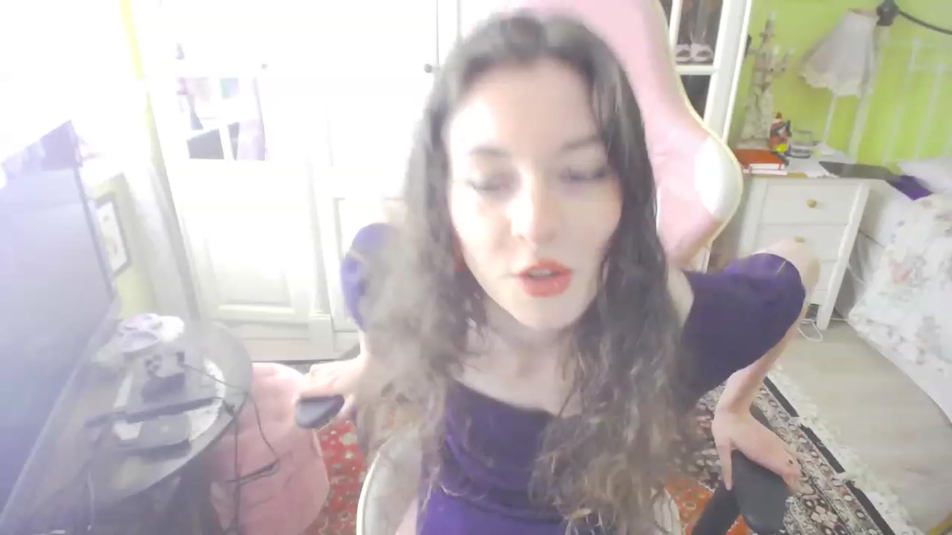 Gallery image thumbnail from viola__'s myfreecams stream on, 07/14/2023, 15:38 image 2 of 20