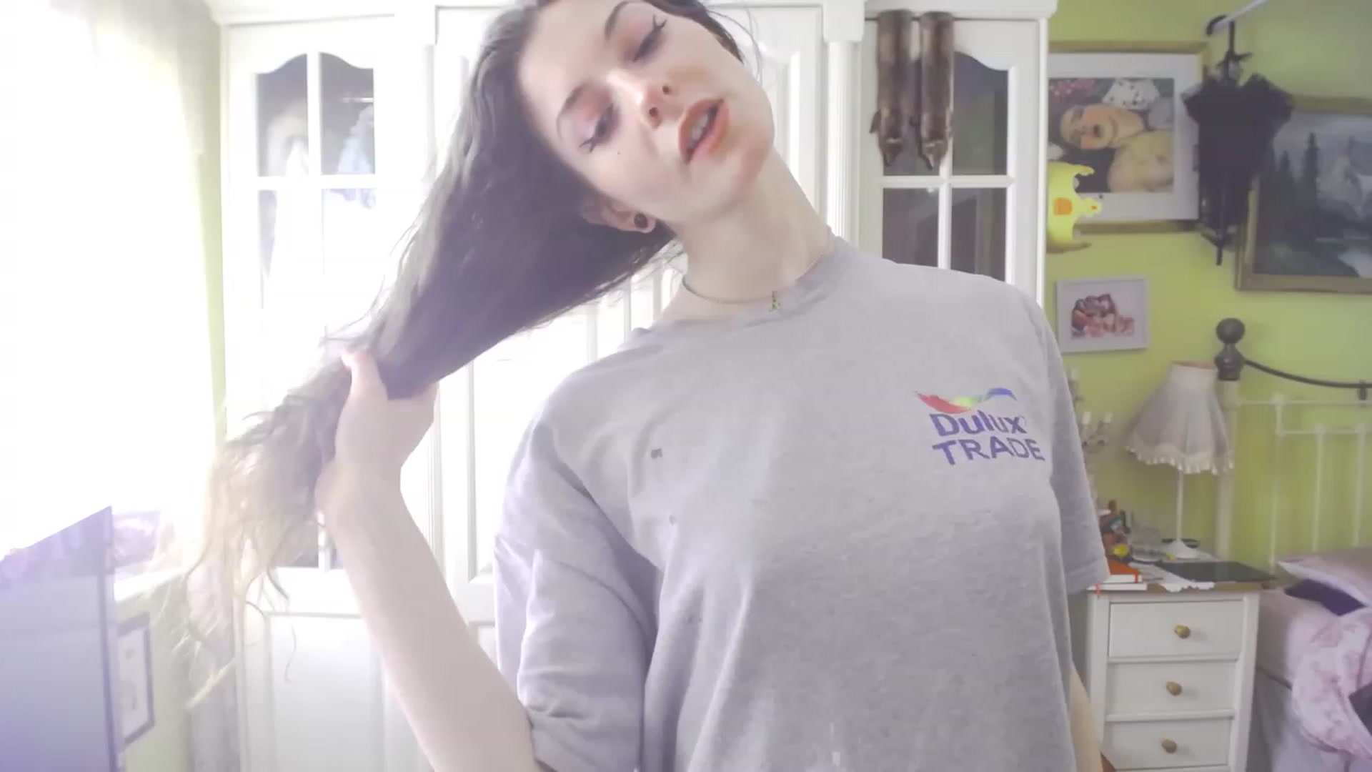 Gallery image thumbnail from viola__'s myfreecams stream on, 07/19/2023, 14:22 image 12 of 20