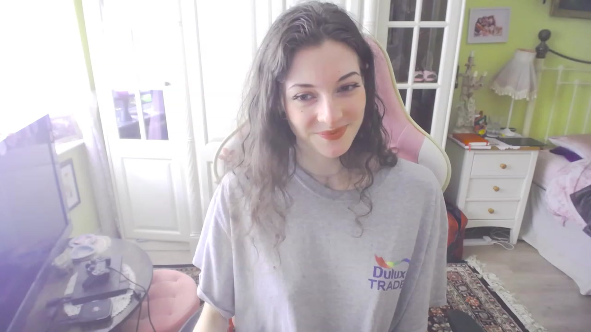 Gallery image thumbnail from viola__'s myfreecams stream on, 07/19/2023, 14:22 image 6 of 20