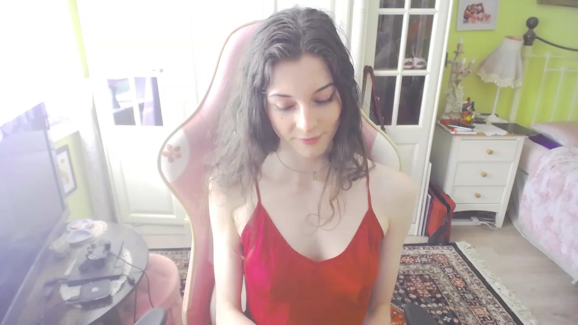 Gallery image thumbnail from viola__'s myfreecams stream on, 07/21/2023, 14:20 image 16 of 20