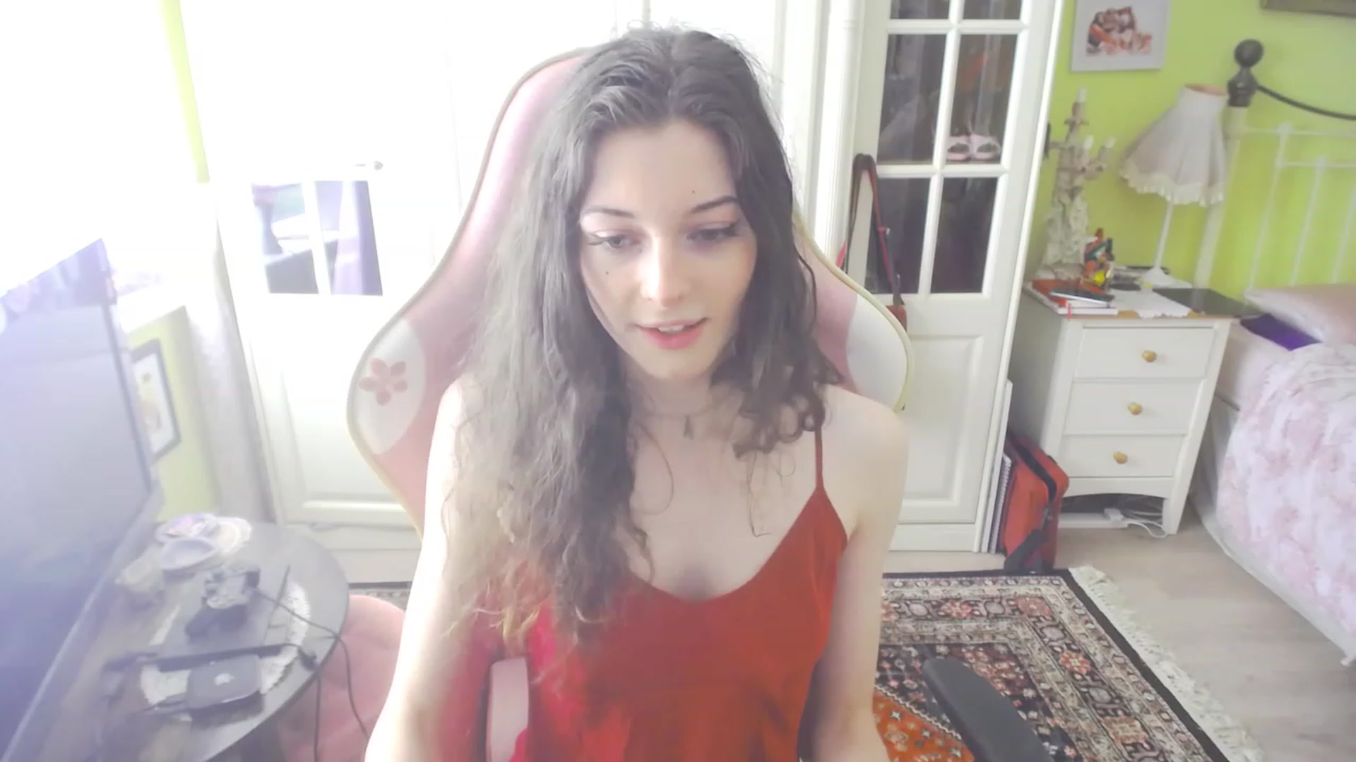 Gallery image thumbnail from viola__'s myfreecams stream on, 07/21/2023, 14:20 image 14 of 20