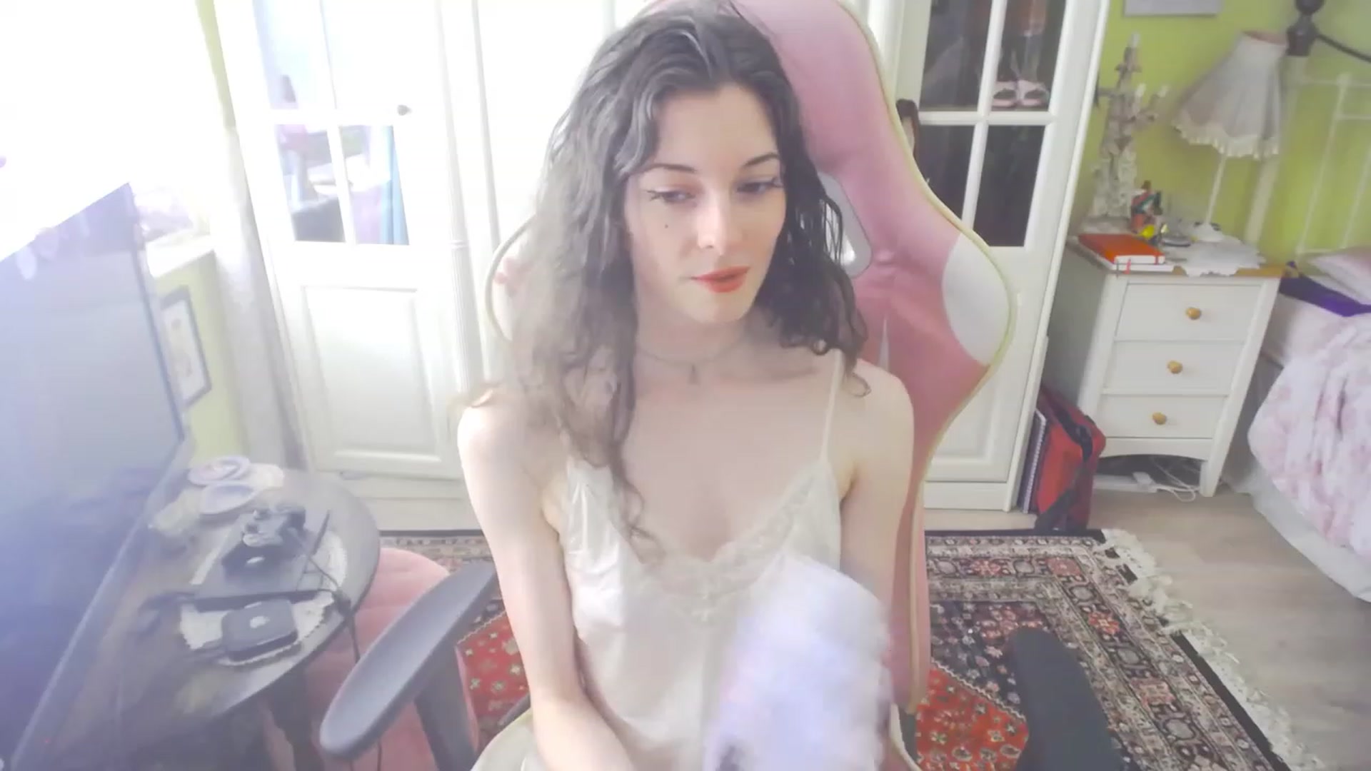 Gallery image thumbnail from viola__'s myfreecams stream on, 07/28/2023, 15:54 image 16 of 20