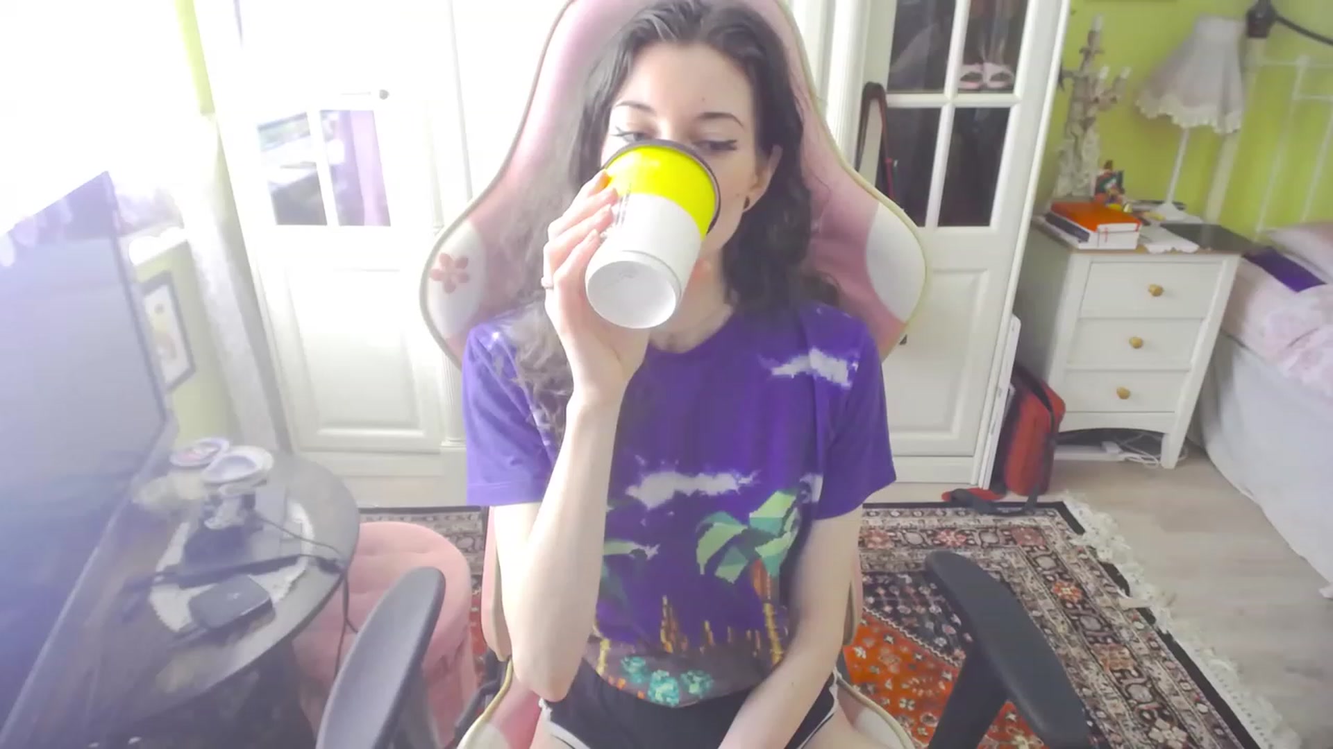 Gallery image thumbnail from viola__'s myfreecams stream on, 08/11/2023, 13:46 image 8 of 20