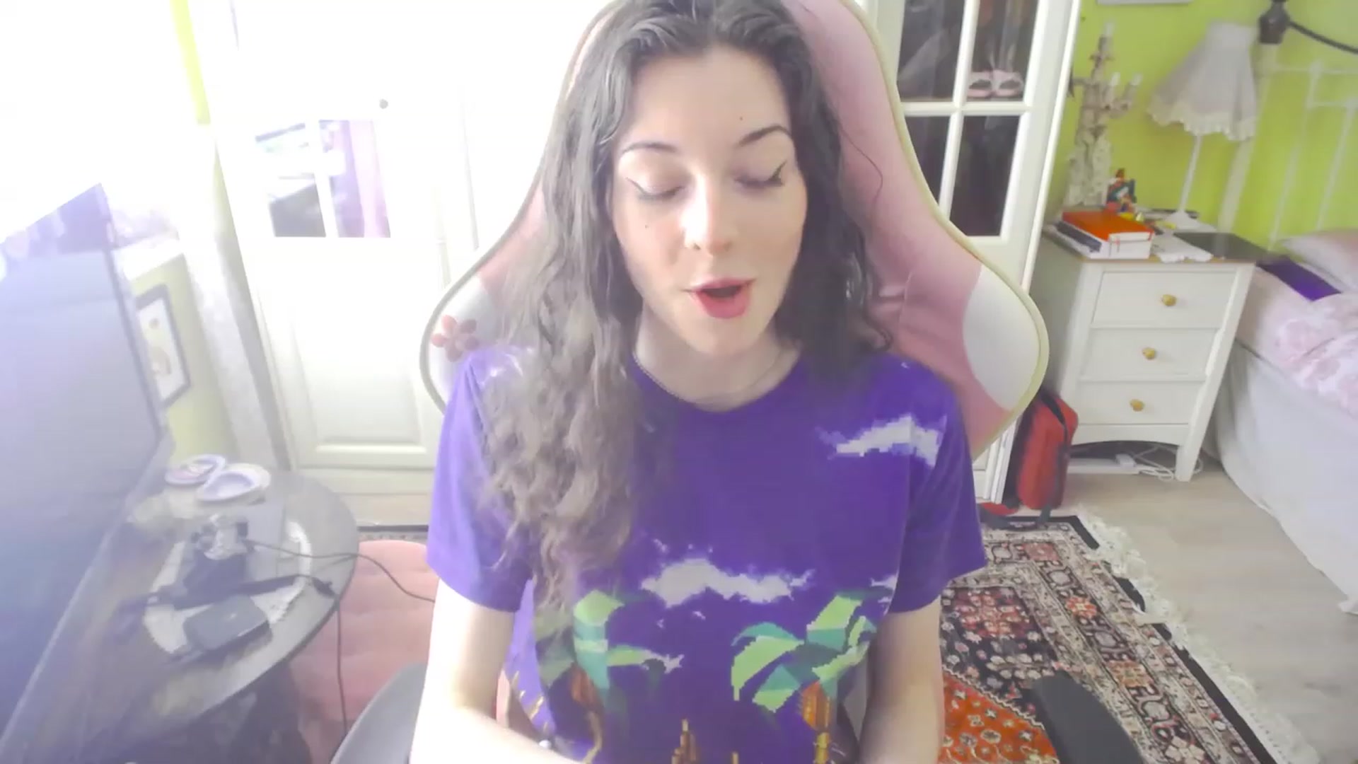 Gallery image thumbnail from viola__'s myfreecams stream on, 08/11/2023, 13:46 image 18 of 20