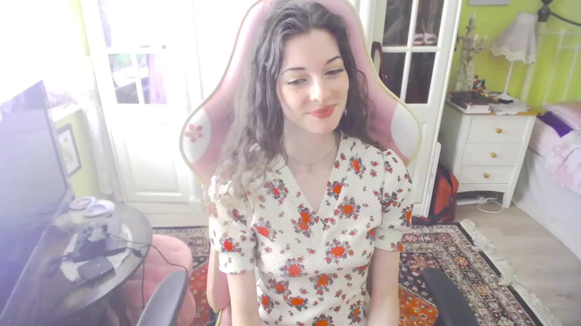 Gallery image thumbnail from viola__'s myfreecams stream on, 08/18/2023, 13:57 image 15 of 20