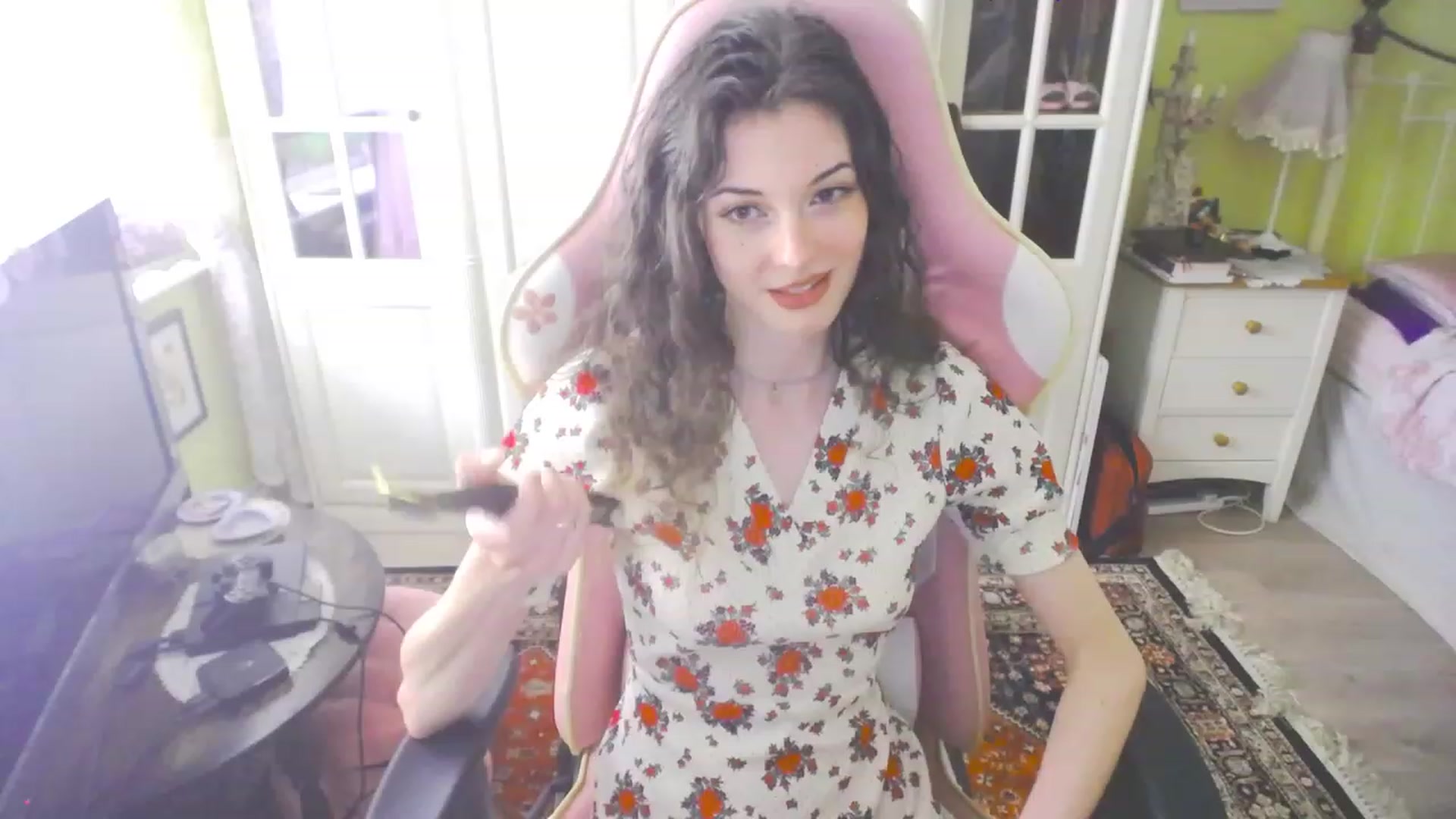 Gallery image thumbnail from viola__'s myfreecams stream on, 08/18/2023, 17:05 image 2 of 20