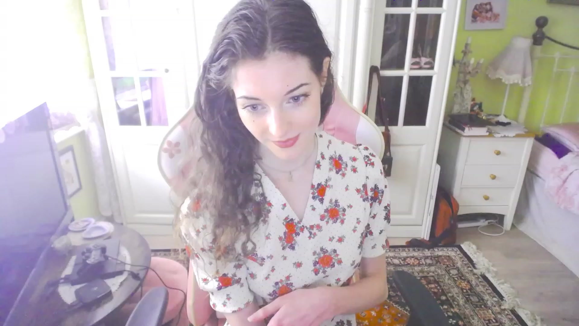 Gallery image thumbnail from viola__'s myfreecams stream on, 08/18/2023, 17:05 image 12 of 20