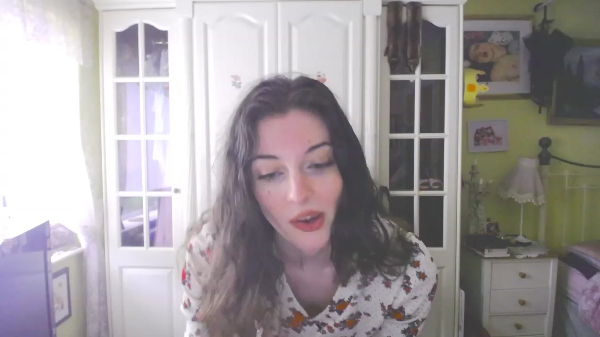 Gallery image thumbnail from viola__'s myfreecams stream on, 08/18/2023, 17:05 image 11 of 20