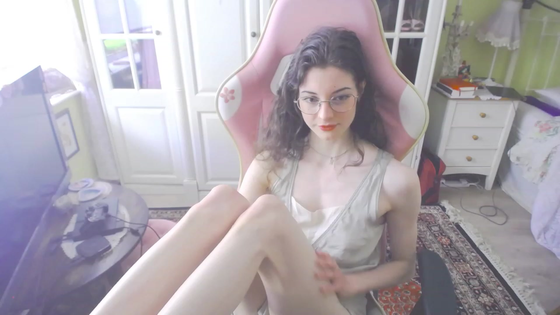 Gallery image thumbnail from viola__'s myfreecams stream on, 08/23/2023, 12:15 image 15 of 20