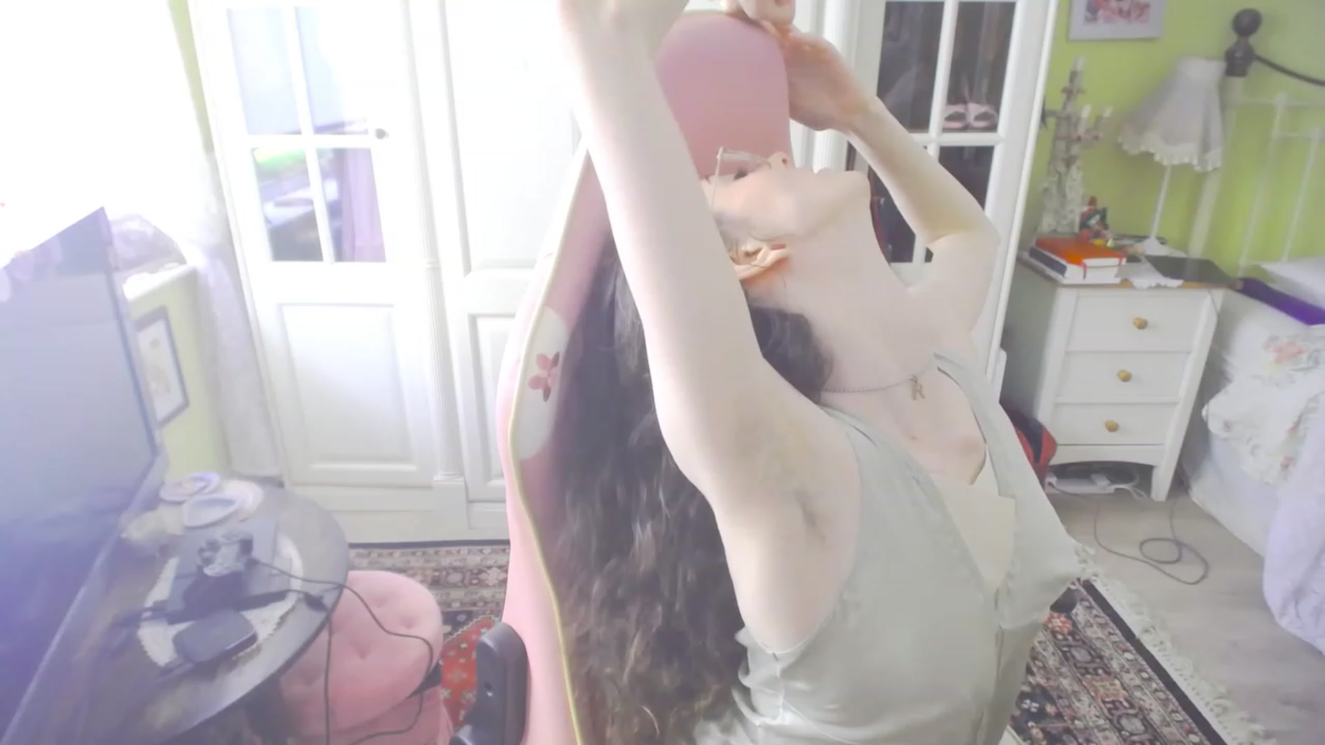 Gallery image thumbnail from viola__'s myfreecams stream on, 08/23/2023, 12:15 image 1 of 20