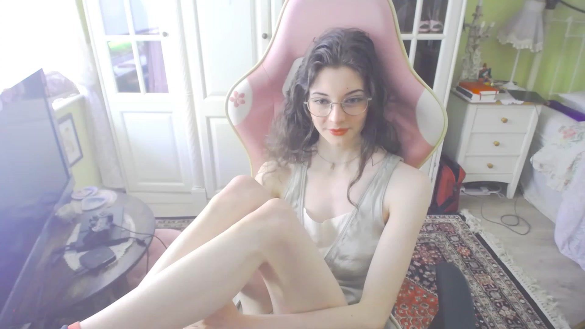 Gallery image thumbnail from viola__'s myfreecams stream on, 08/23/2023, 12:15 image 4 of 20