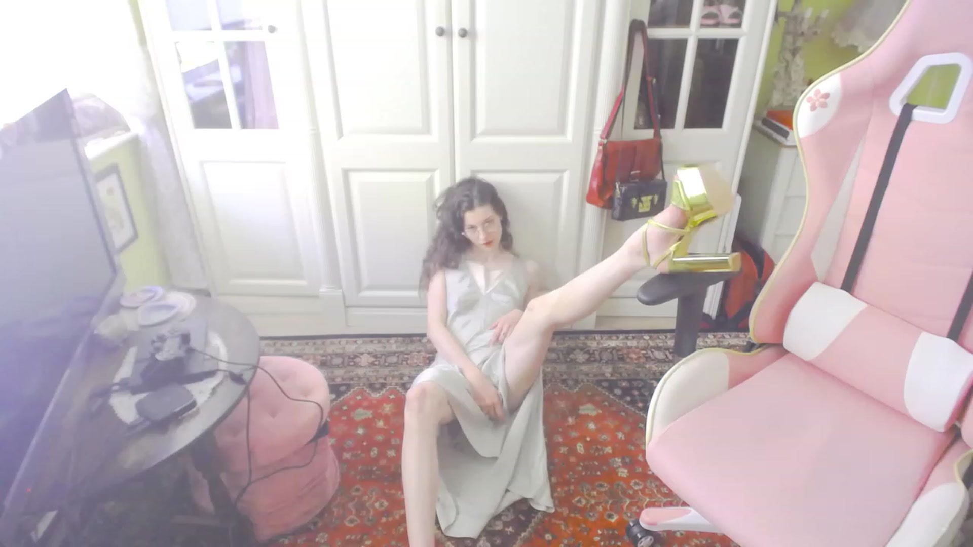 Gallery image thumbnail from viola__'s myfreecams stream on, 08/23/2023, 13:45 image 8 of 20