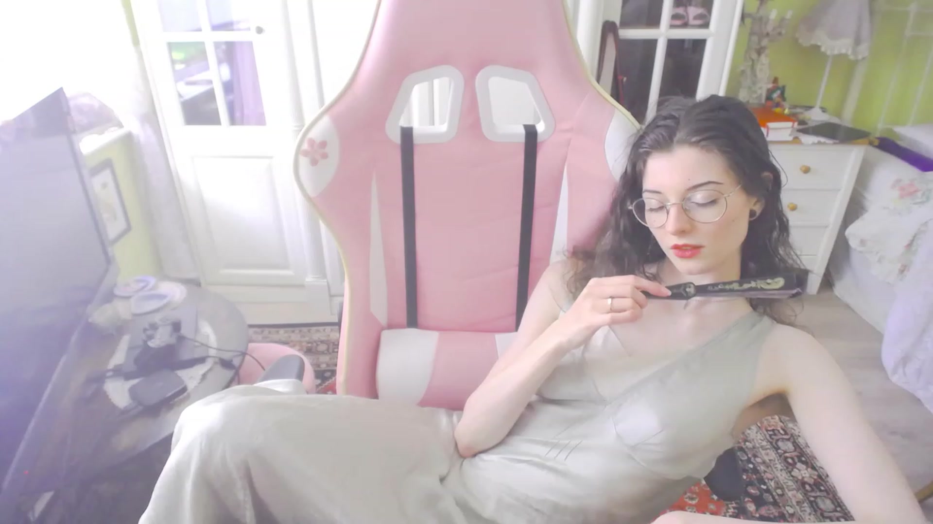 Gallery image thumbnail from viola__'s myfreecams stream on, 08/23/2023, 14:57 image 16 of 20