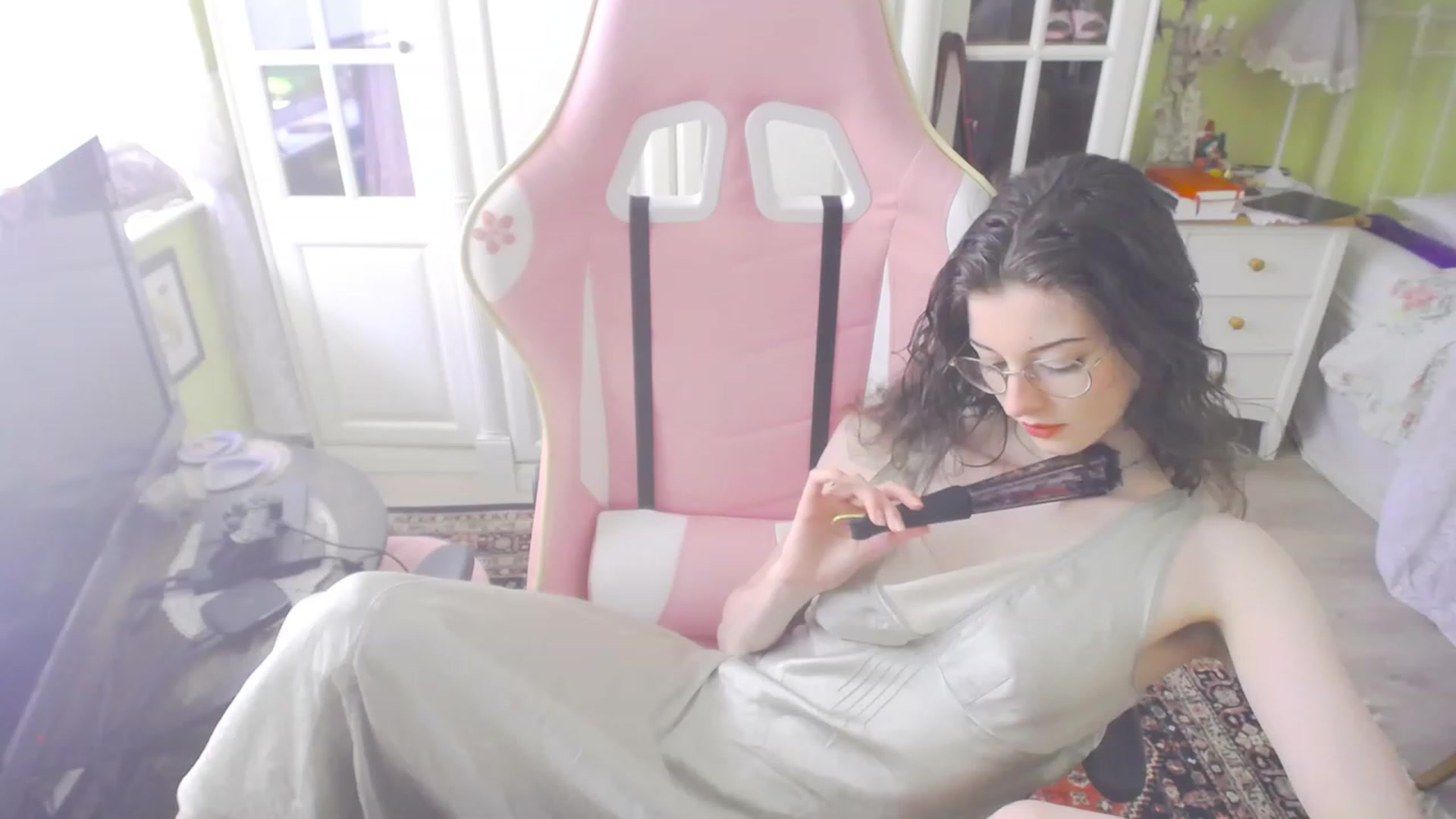 Gallery image thumbnail from viola__'s myfreecams stream on, 08/23/2023, 14:57 image 13 of 20