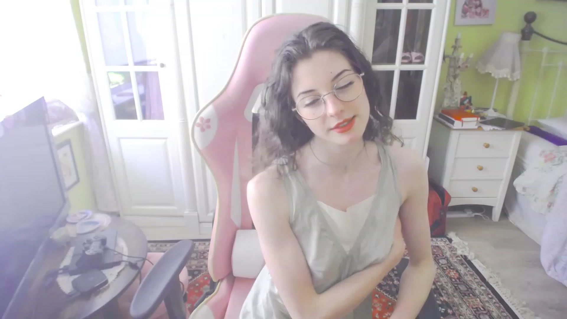 Gallery image thumbnail from viola__'s myfreecams stream on, 08/23/2023, 14:57 image 3 of 20