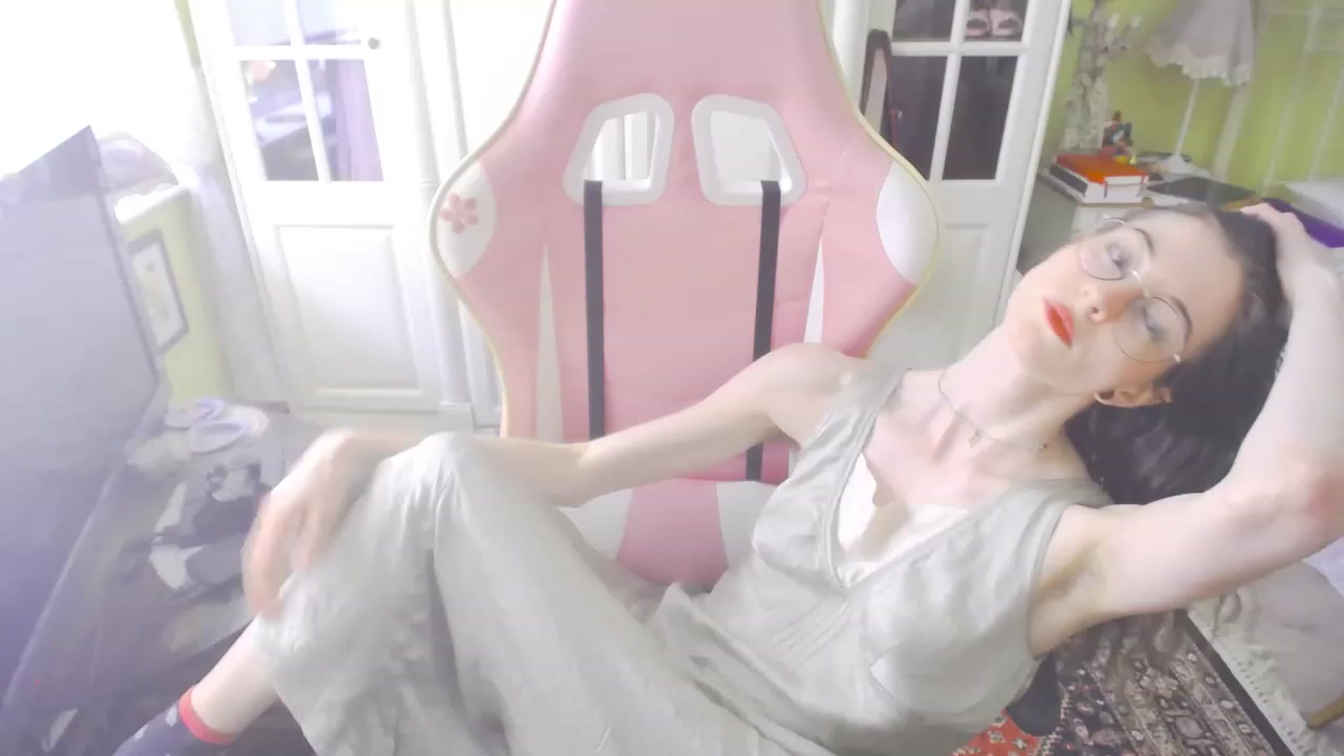 Gallery image thumbnail from viola__'s myfreecams stream on, 08/23/2023, 14:57 image 12 of 20