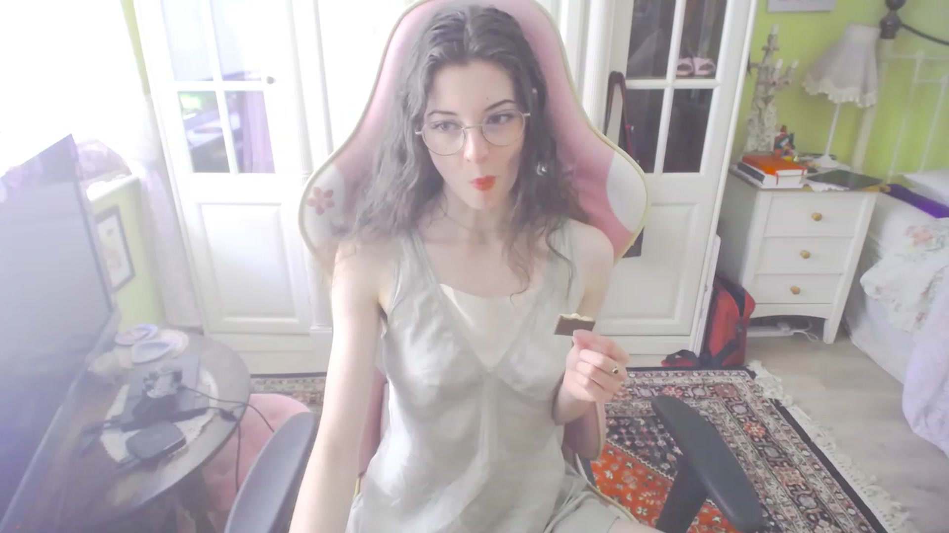 Gallery image thumbnail from viola__'s myfreecams stream on, 08/23/2023, 14:57 image 7 of 20