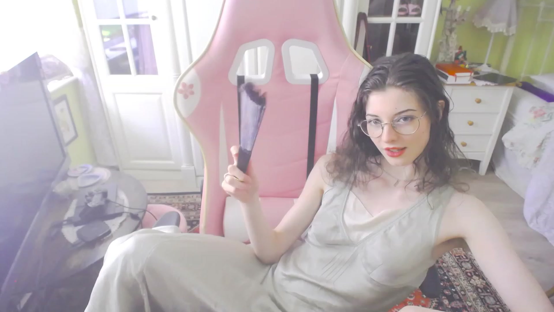 Gallery image thumbnail from viola__'s myfreecams stream on, 08/23/2023, 14:57 image 15 of 20
