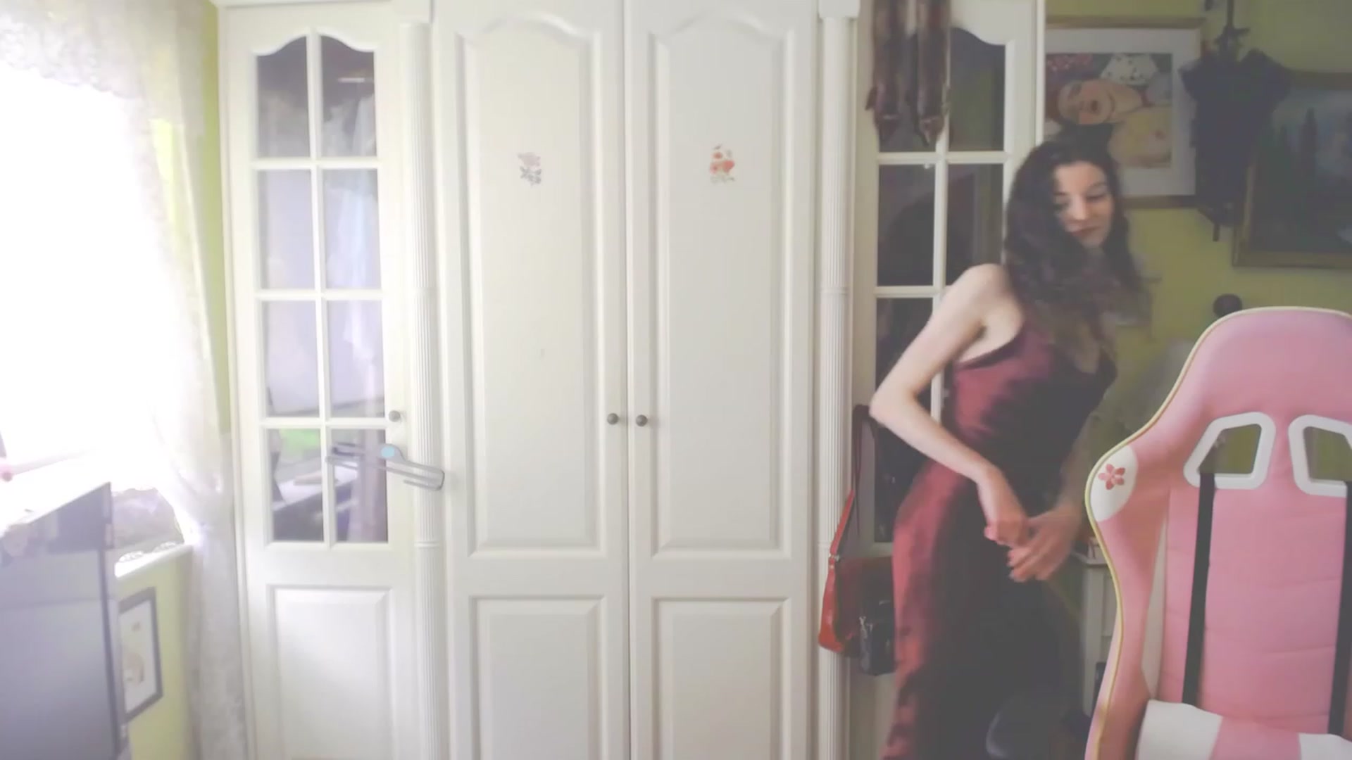 Gallery image thumbnail from viola__'s myfreecams stream on, 08/24/2023, 15:31 image 5 of 20