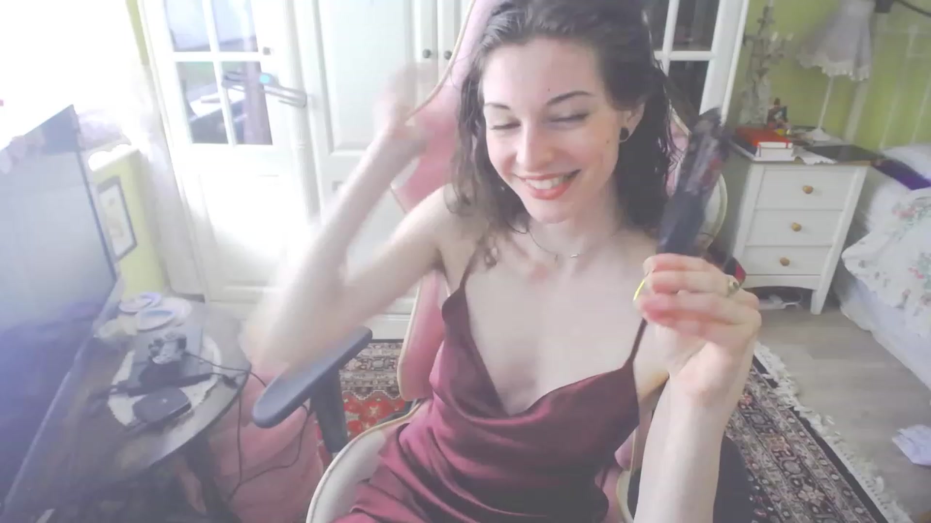 Gallery image thumbnail from viola__'s myfreecams stream on, 08/24/2023, 15:31 image 11 of 20