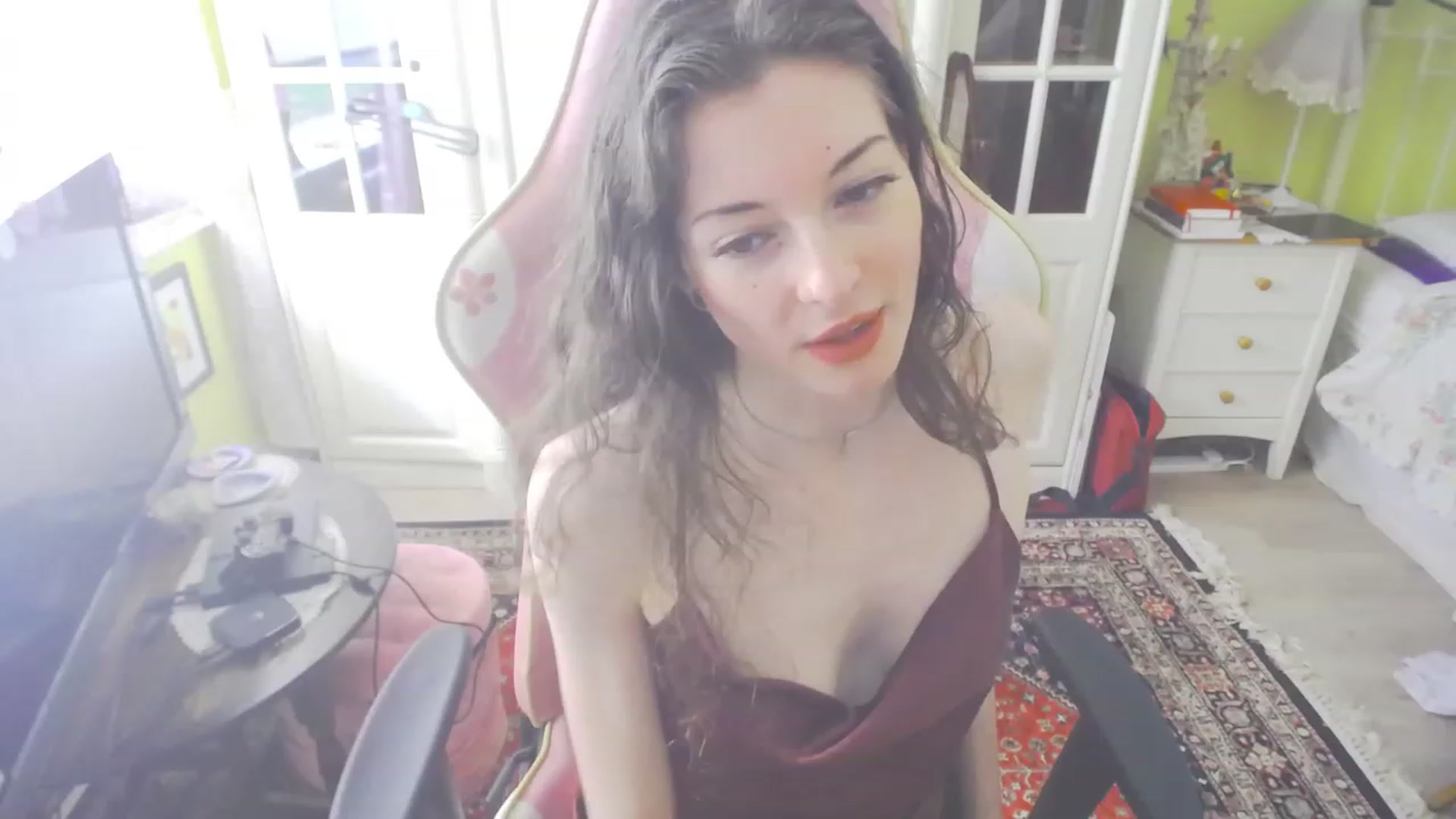 Gallery image thumbnail from viola__'s myfreecams stream on, 08/24/2023, 15:31 image 19 of 20