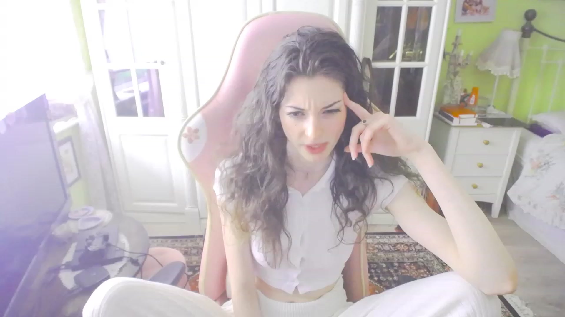Gallery image thumbnail from viola__'s myfreecams stream on, 08/25/2023, 12:31 image 14 of 20