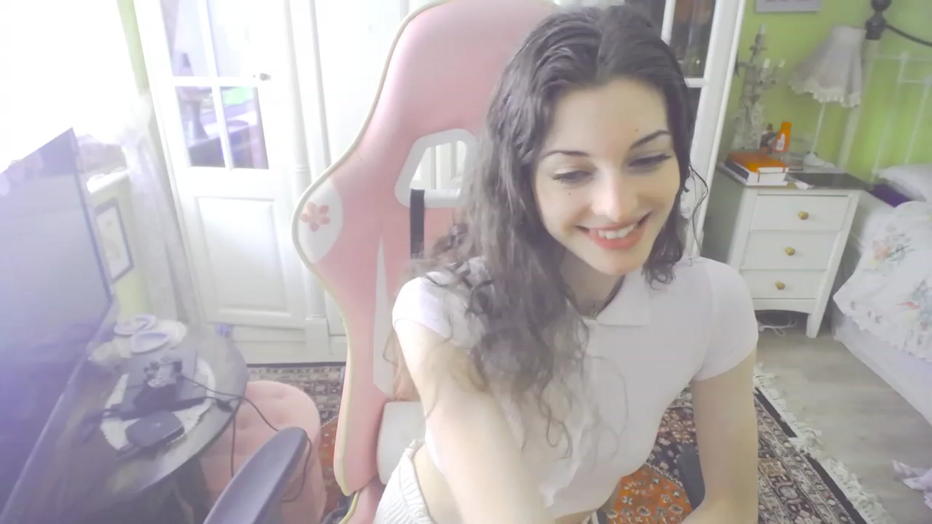 Gallery image thumbnail from viola__'s myfreecams stream on, 08/25/2023, 14:53 image 17 of 20