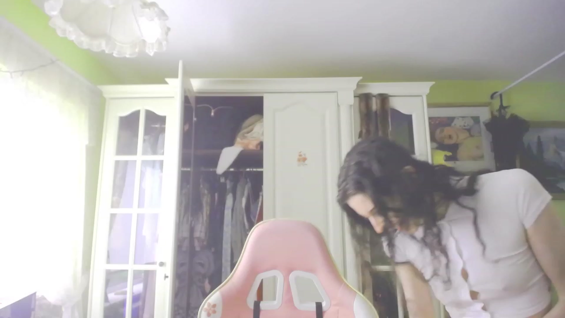 Gallery image thumbnail from viola__'s myfreecams stream on, 08/25/2023, 14:53 image 13 of 20