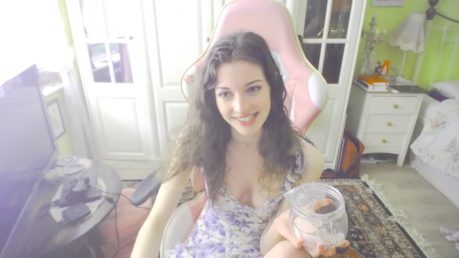 Gallery image thumbnail from viola__'s myfreecams stream on, 08/25/2023, 14:53 image 6 of 20