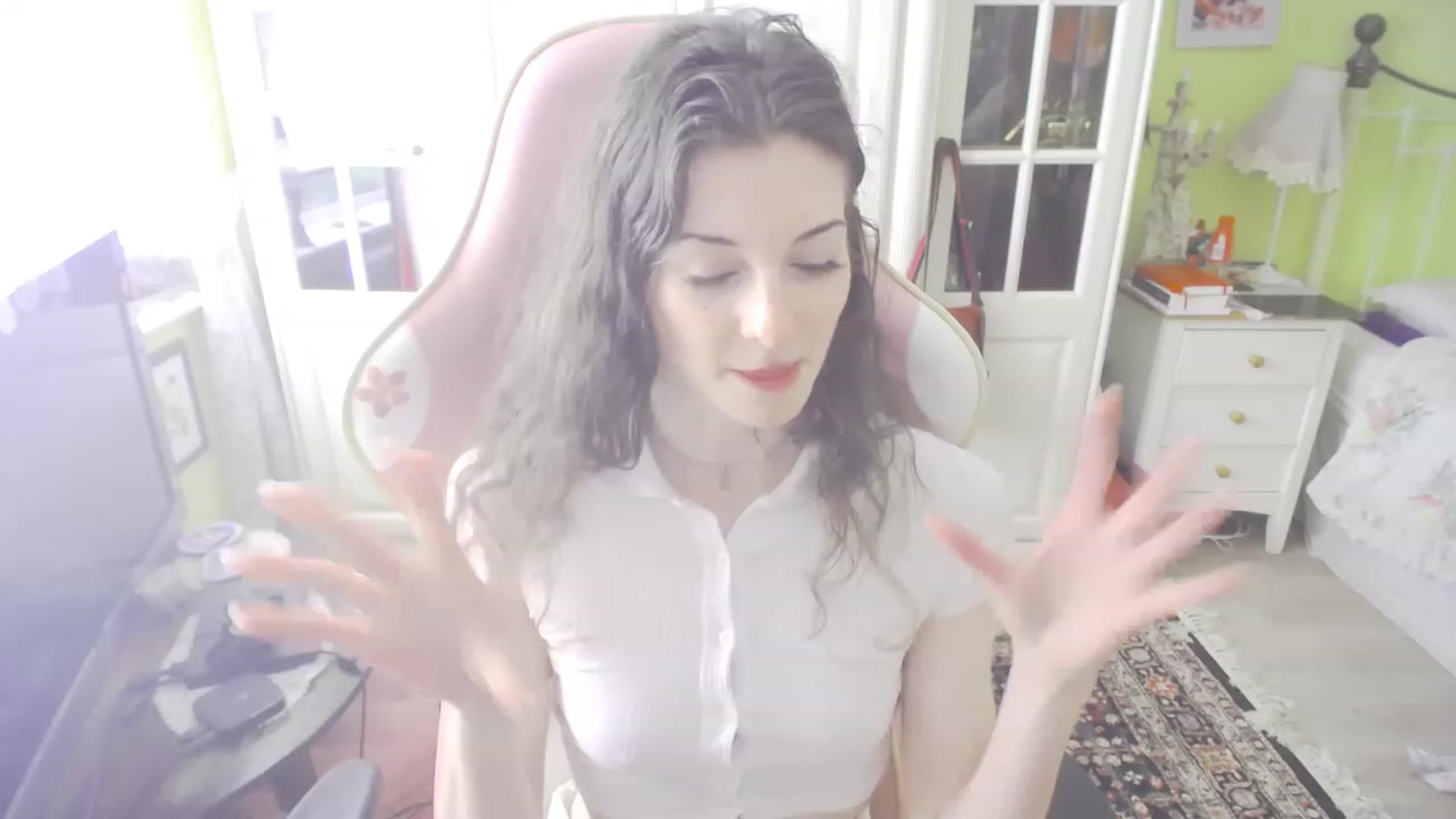 Gallery image thumbnail from viola__'s myfreecams stream on, 08/25/2023, 15:26 image 17 of 20