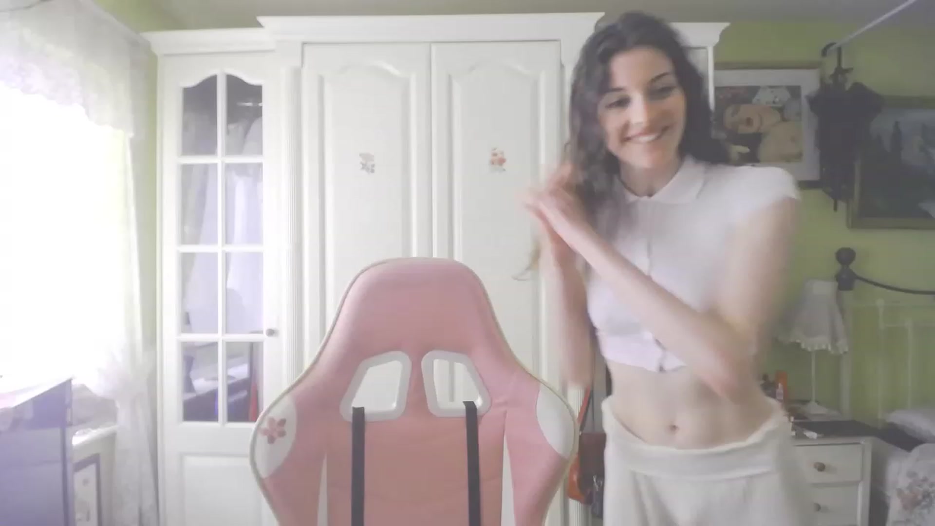 Gallery image thumbnail from viola__'s myfreecams stream on, 08/25/2023, 15:26 image 6 of 20