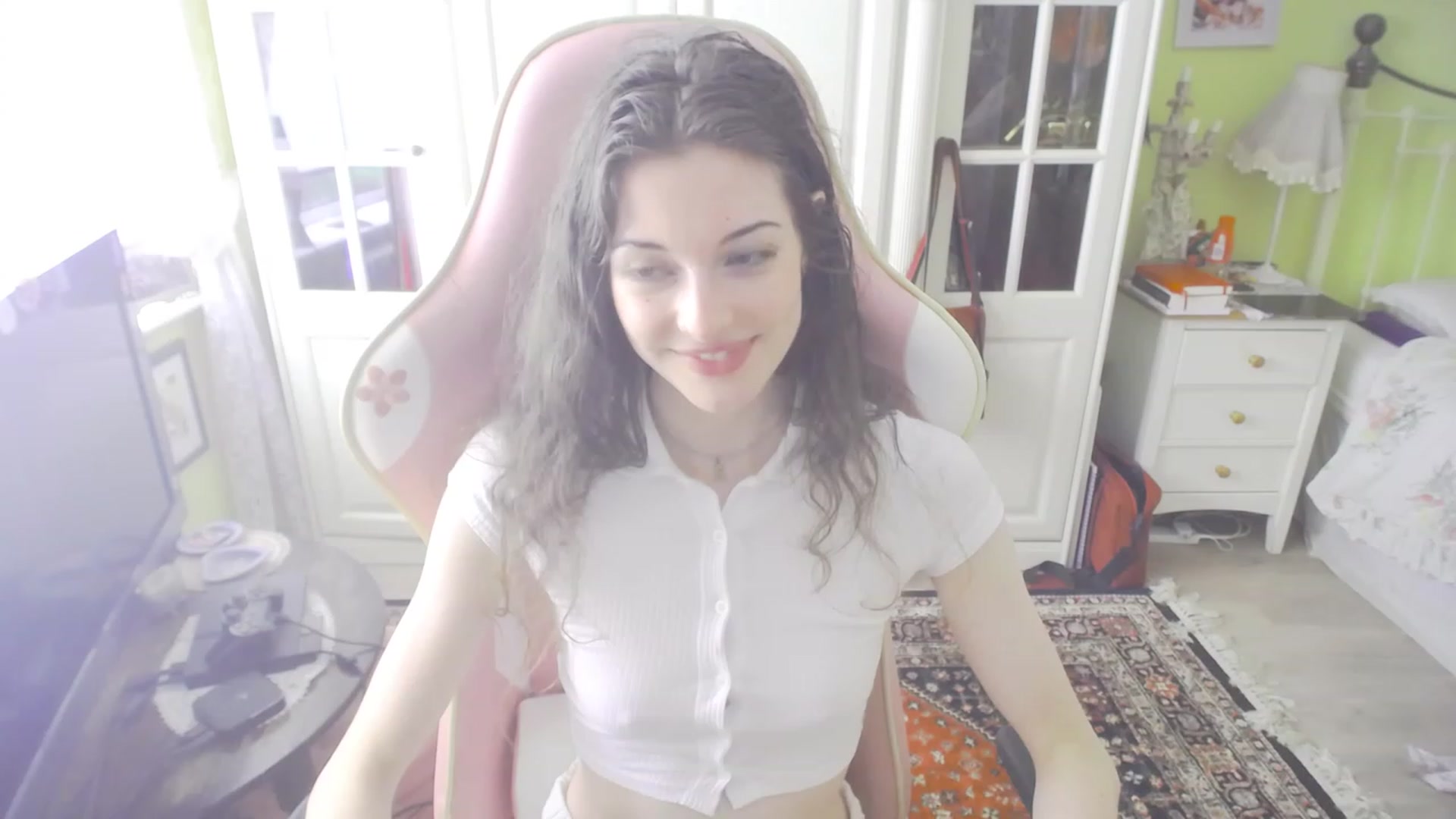 Gallery image thumbnail from viola__'s myfreecams stream on, 08/25/2023, 15:26 image 18 of 20