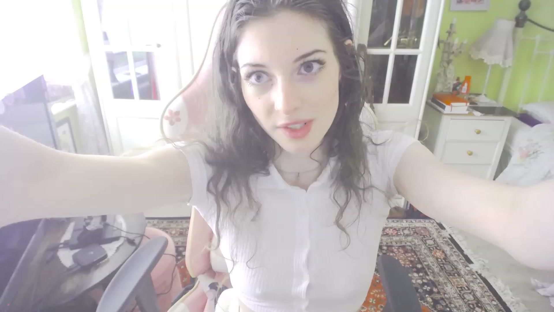 Gallery image thumbnail from viola__'s myfreecams stream on, 08/25/2023, 15:26 image 15 of 20