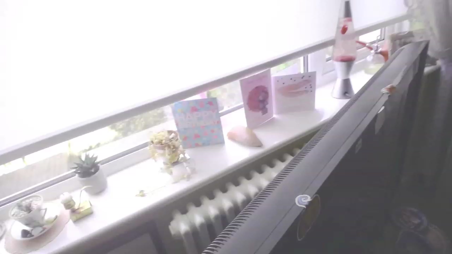 Gallery image thumbnail from viola__'s myfreecams stream on, 09/06/2023, 14:00 image 7 of 20