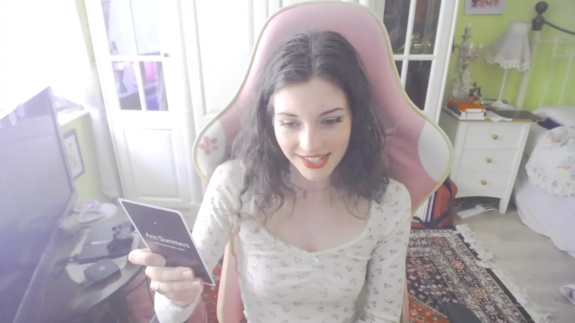 Gallery image thumbnail from viola__'s myfreecams stream on, 09/06/2023, 14:00 image 16 of 20