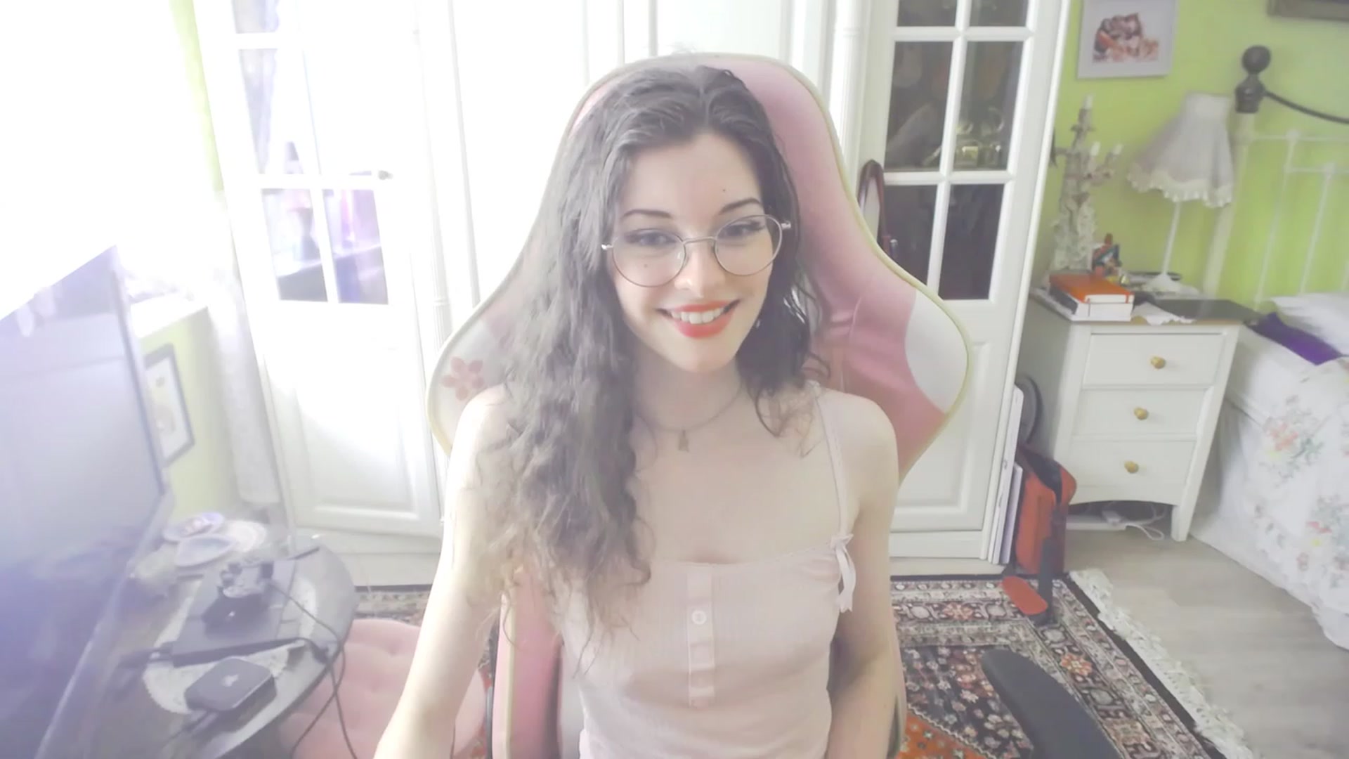 Gallery image thumbnail from viola__'s myfreecams stream on, 09/07/2023, 14:55 image 20 of 20