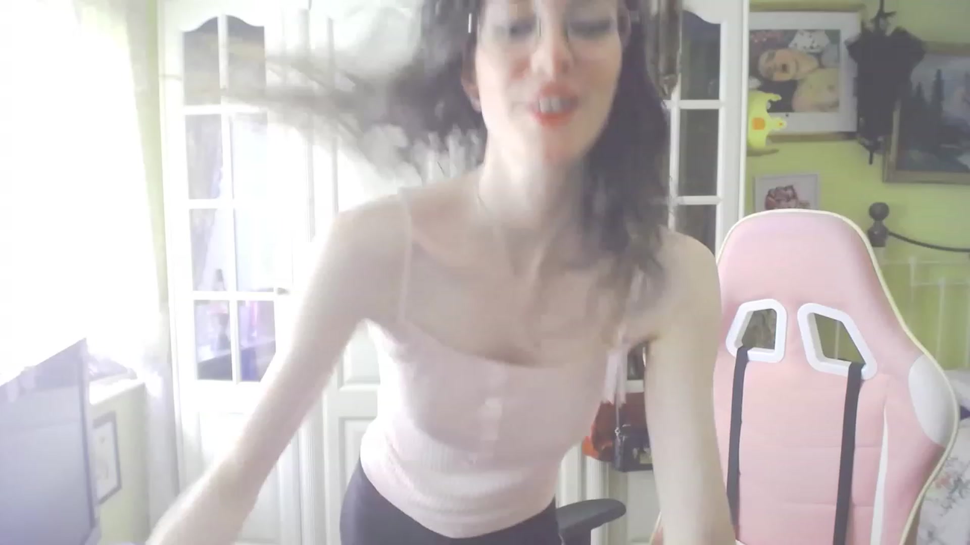 Gallery image thumbnail from viola__'s myfreecams stream on, 09/07/2023, 14:55 image 4 of 20