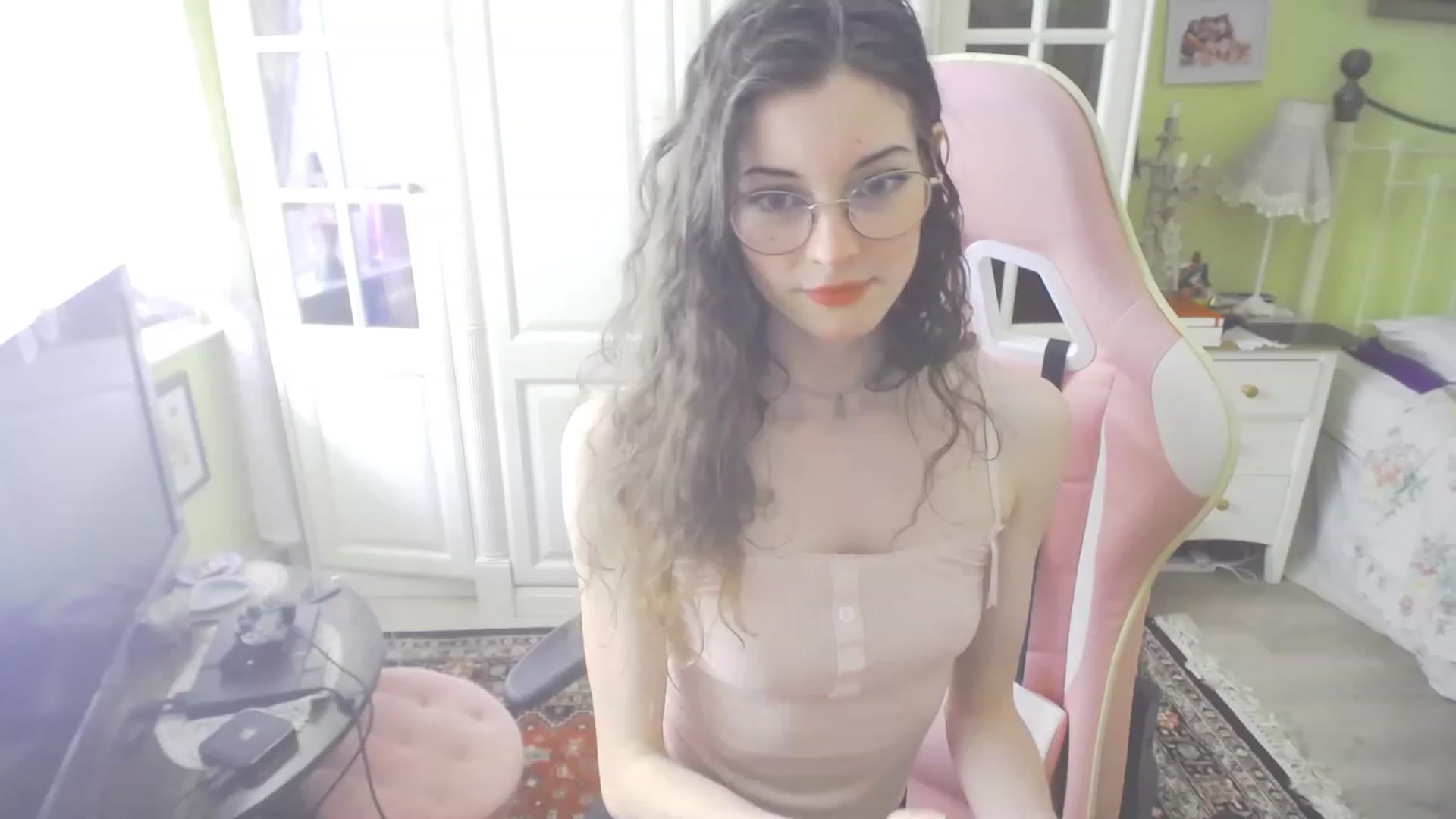Gallery image thumbnail from viola__'s myfreecams stream on, 09/07/2023, 14:55 image 9 of 20