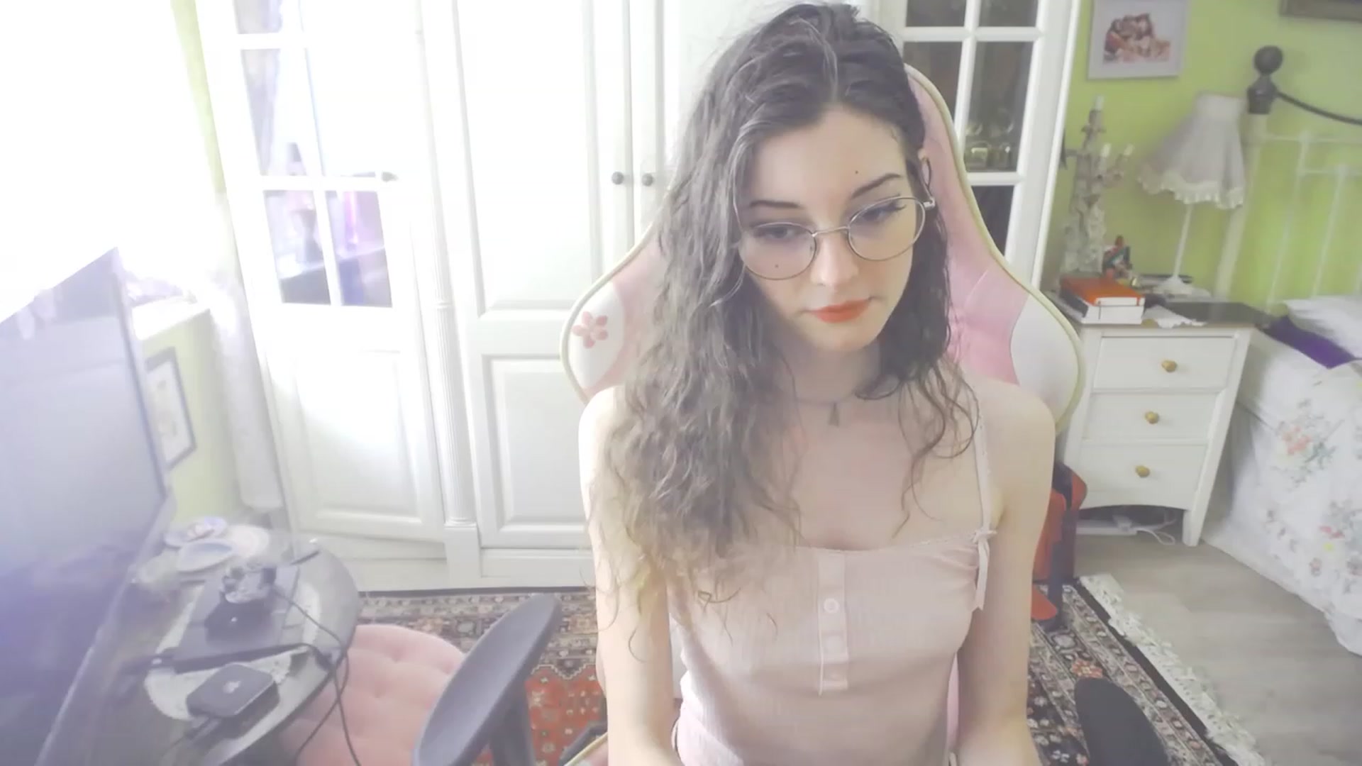 Gallery image thumbnail from viola__'s myfreecams stream on, 09/07/2023, 14:55 image 10 of 20