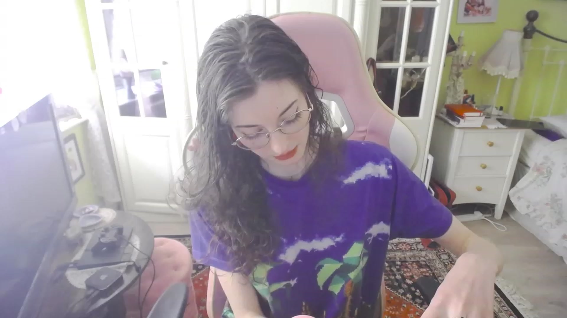 Gallery image thumbnail from viola__'s myfreecams stream on, 09/20/2023, 16:07 image 13 of 20