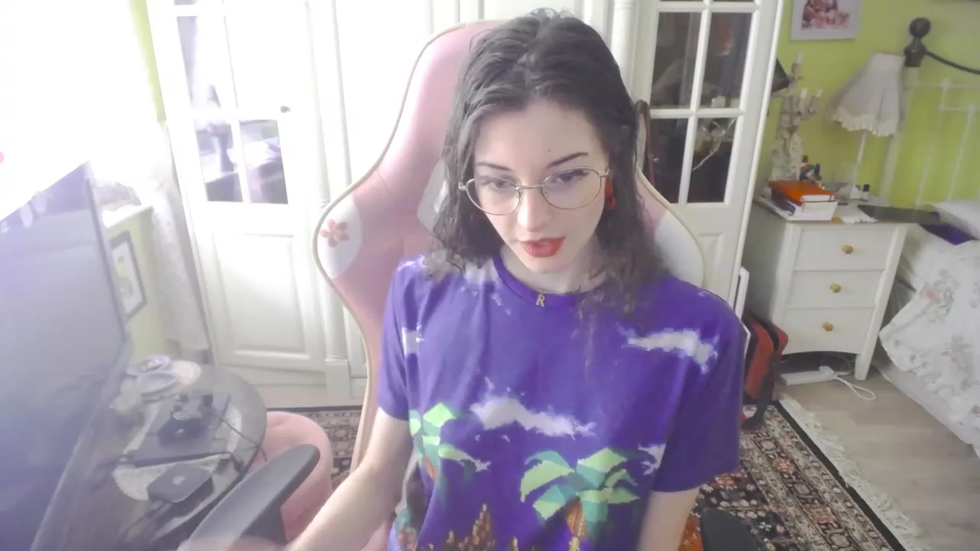 Gallery image thumbnail from viola__'s myfreecams stream on, 09/20/2023, 16:07 image 9 of 20