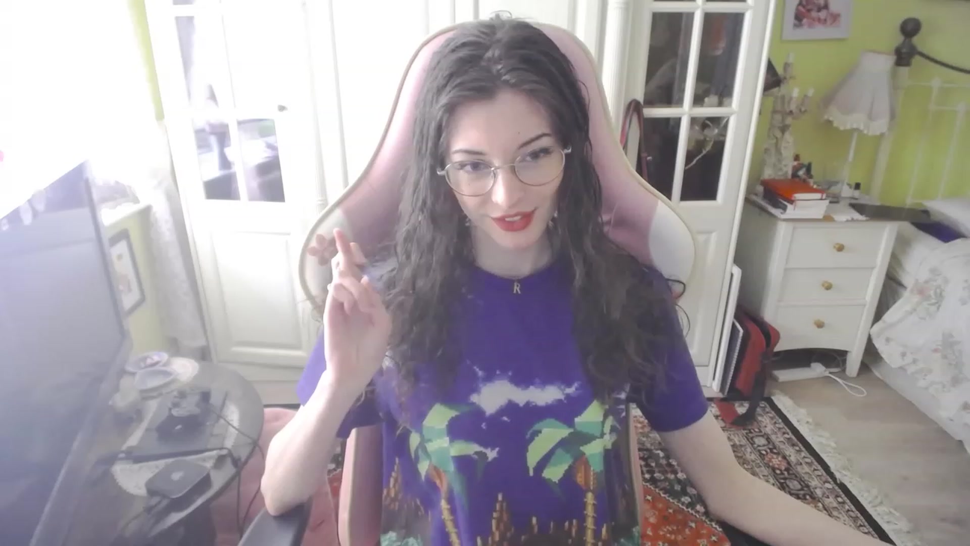 Gallery image thumbnail from viola__'s myfreecams stream on, 09/20/2023, 16:07 image 5 of 20