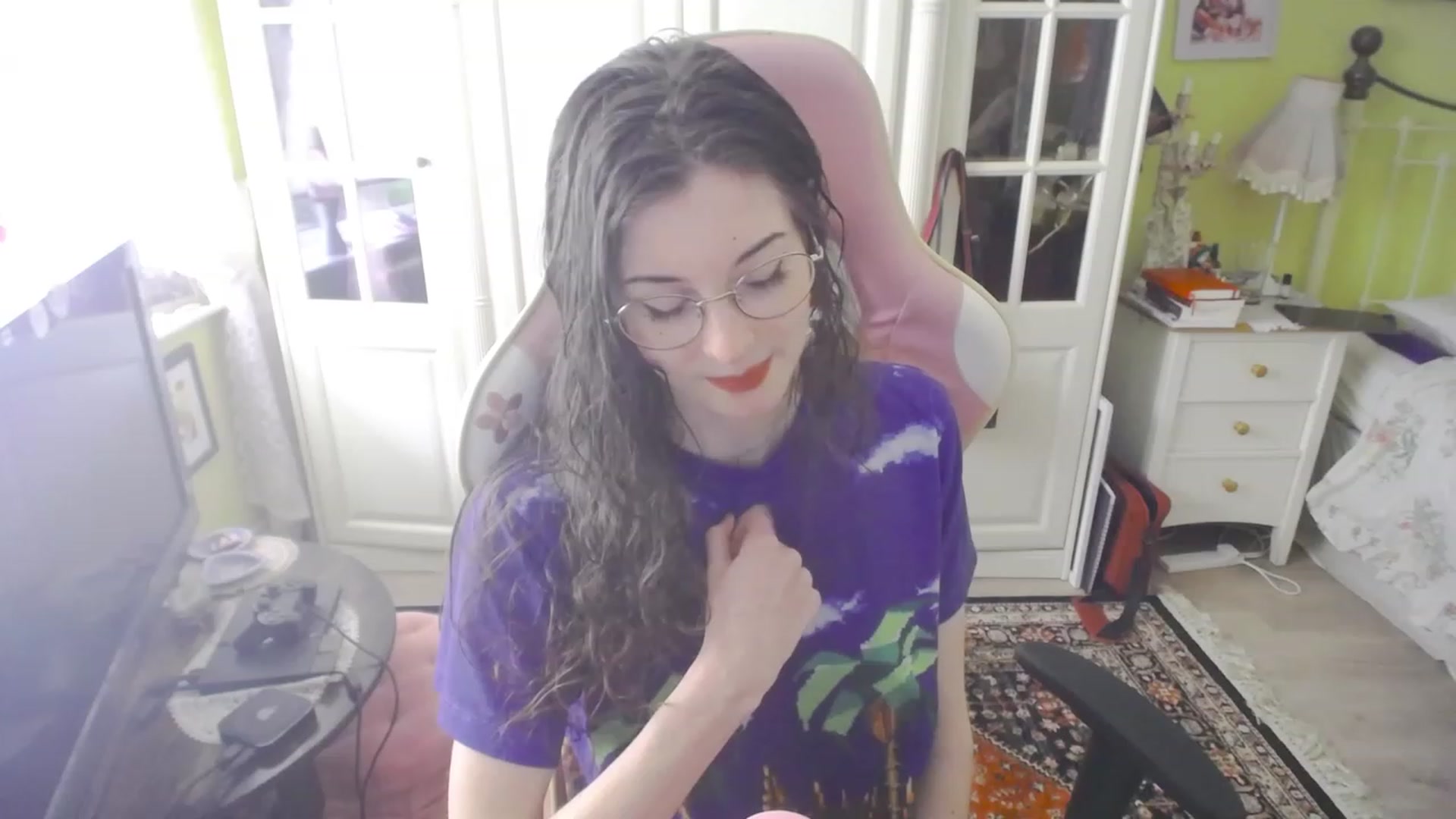 Gallery image thumbnail from viola__'s myfreecams stream on, 09/20/2023, 16:07 image 12 of 20