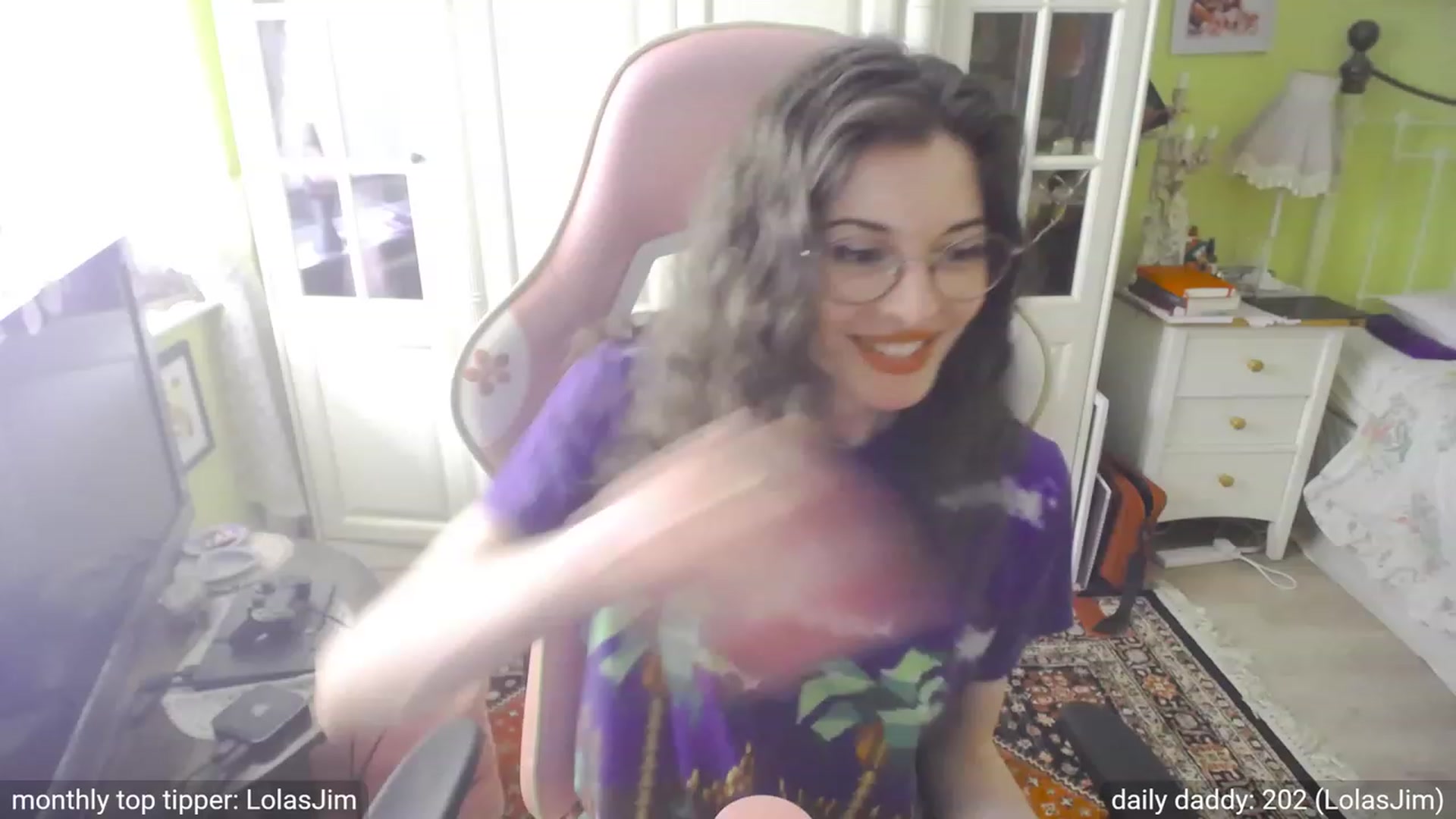 Gallery image thumbnail from viola__'s myfreecams stream on, 09/20/2023, 17:05 image 20 of 20