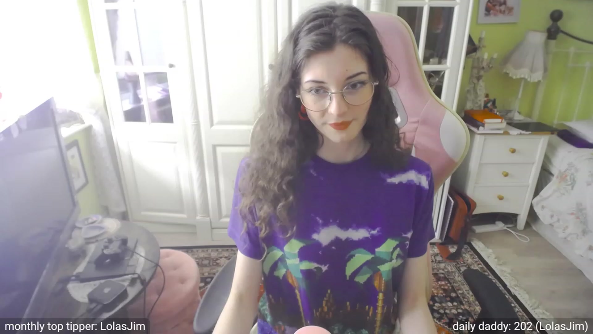 Gallery image thumbnail from viola__'s myfreecams stream on, 09/20/2023, 17:05 image 12 of 20