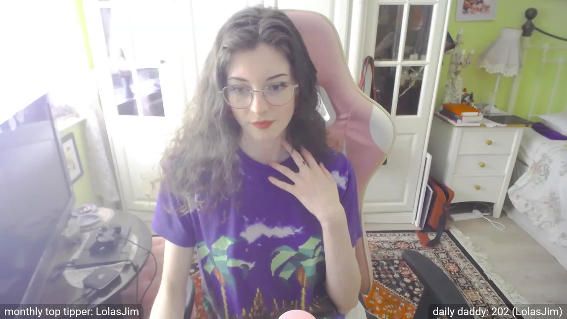 Gallery image thumbnail from viola__'s myfreecams stream on, 09/20/2023, 17:05 image 19 of 20