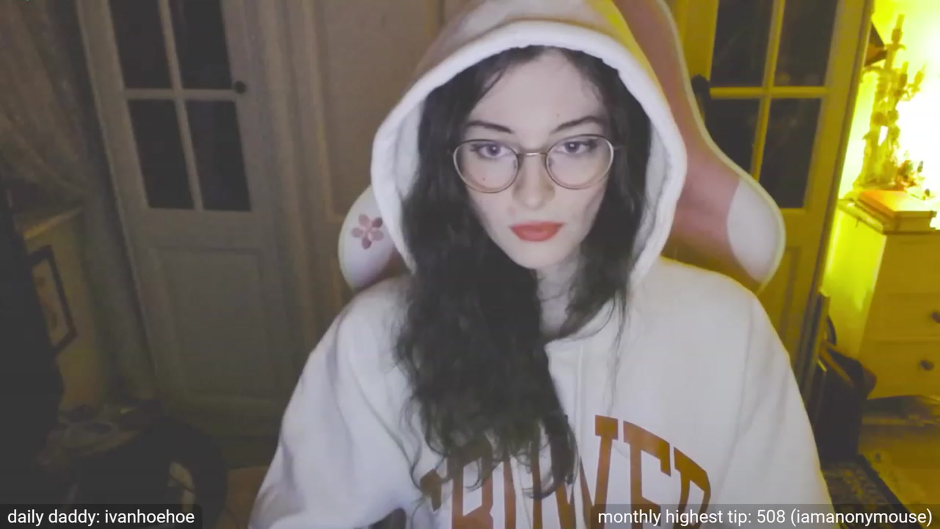 Gallery image thumbnail from viola__'s myfreecams stream on, 09/26/2023, 20:38 image 20 of 20