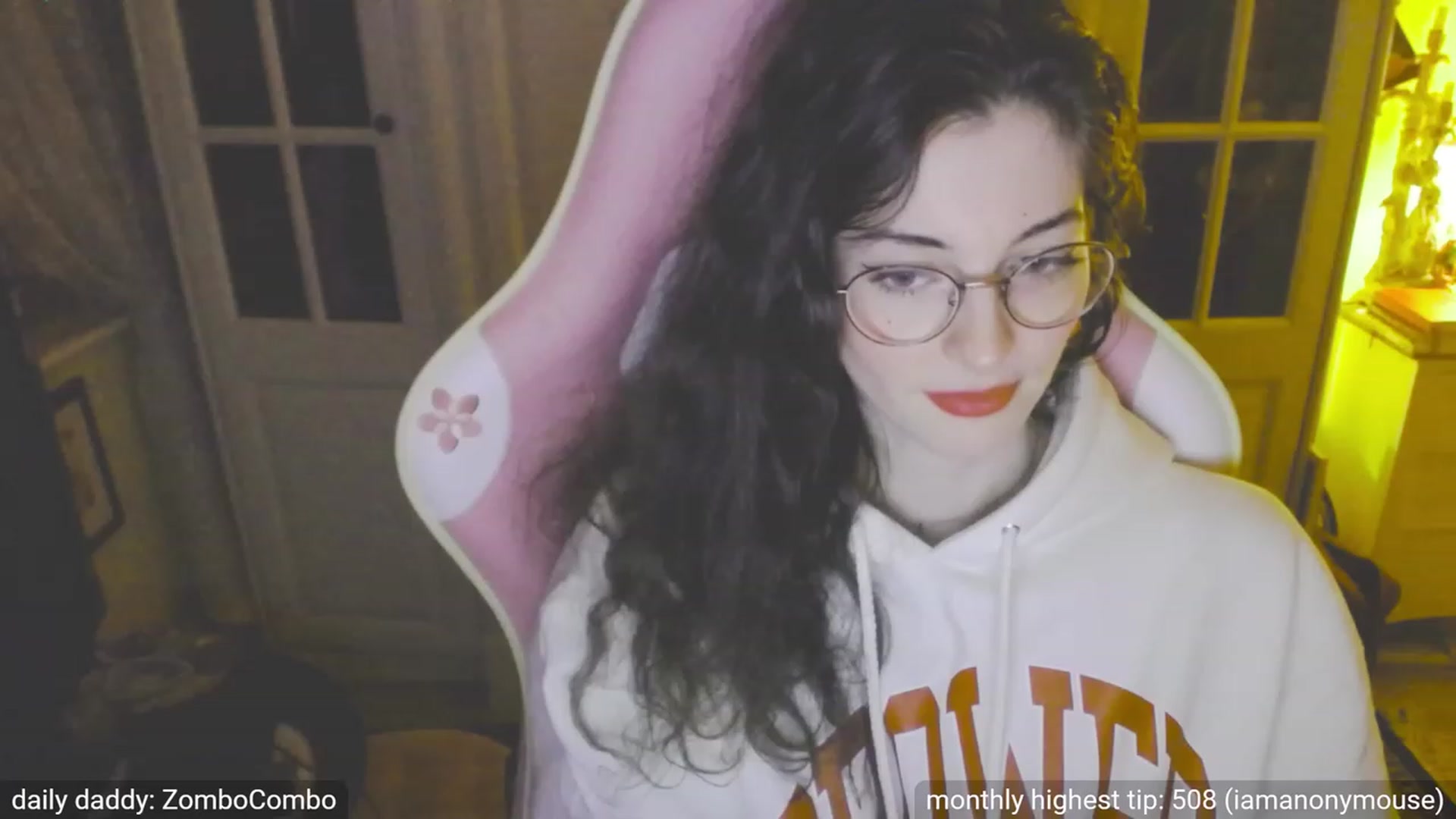 Gallery image thumbnail from viola__'s myfreecams stream on, 09/26/2023, 20:38 image 11 of 20