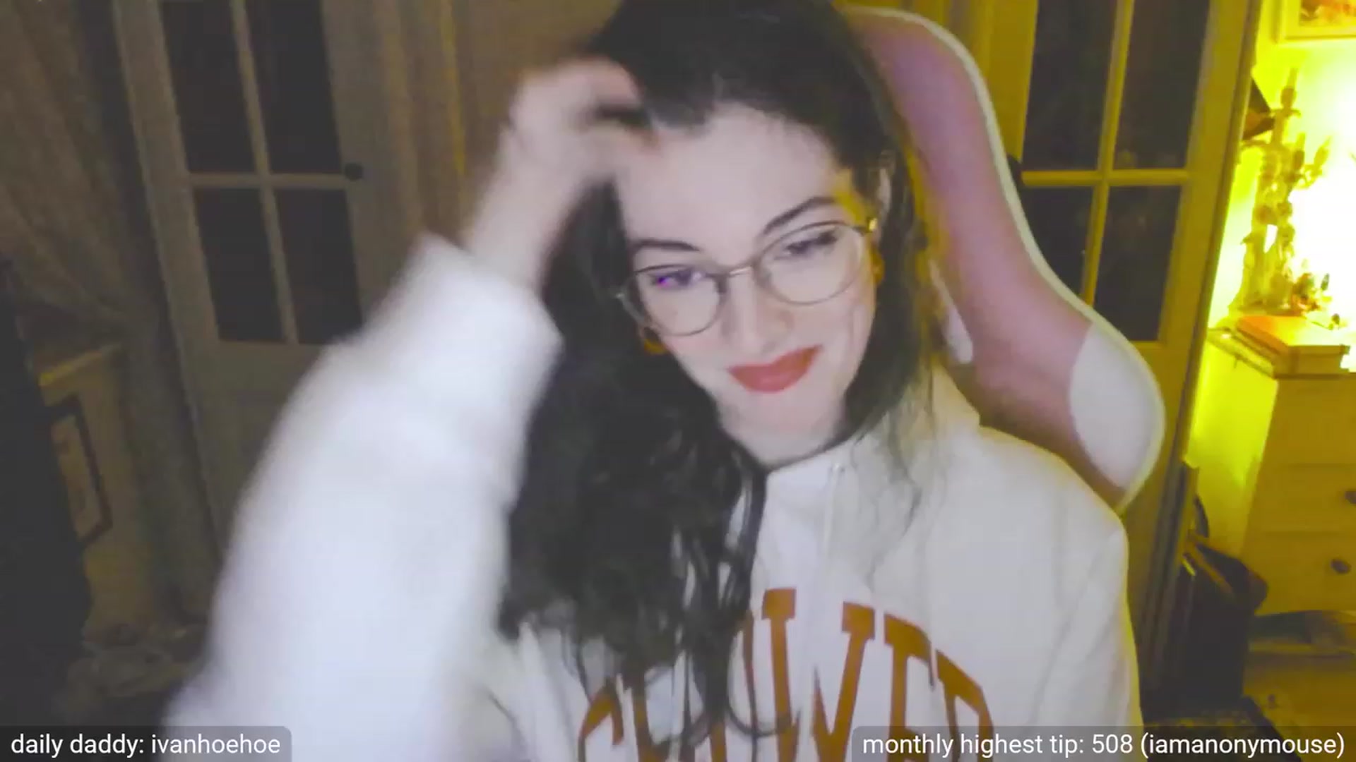 Gallery image thumbnail from viola__'s myfreecams stream on, 09/26/2023, 20:58 image 15 of 20